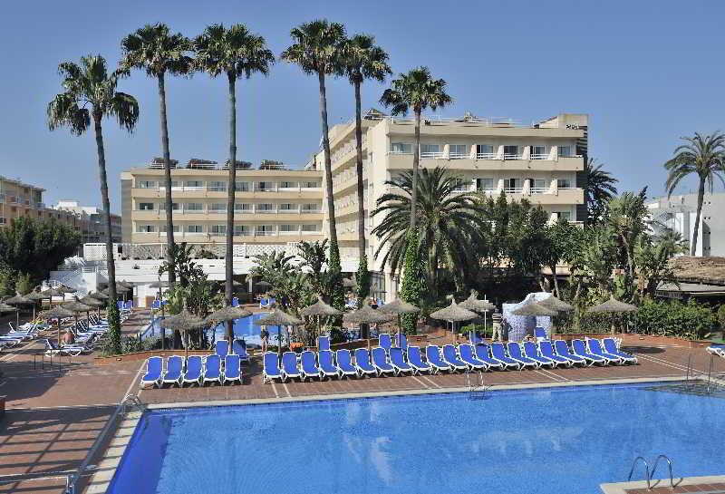Отель Globales Santa Ponsa Park Экстерьер фото